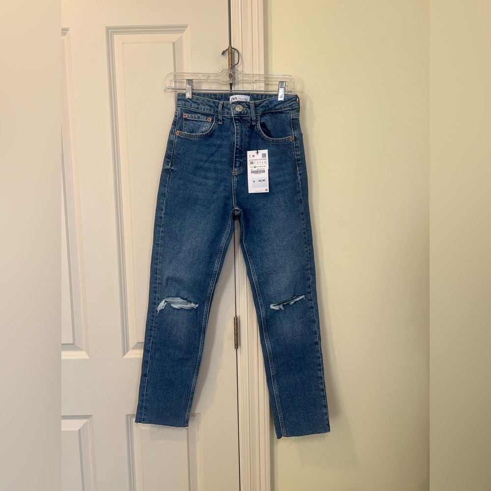 NEW ZARA slim fit hi-rise jeans 6688 size US4